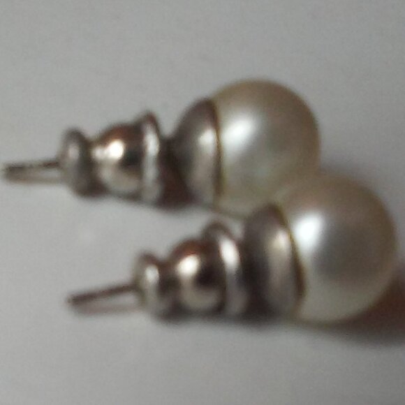 White Pearl Pierced Earrings on Silver Back Pearl Is 5/8" Across - Picture 3 of 3